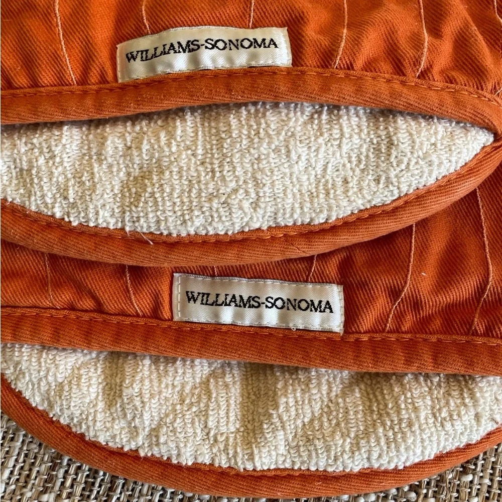 William Sonoma Oven Mitts